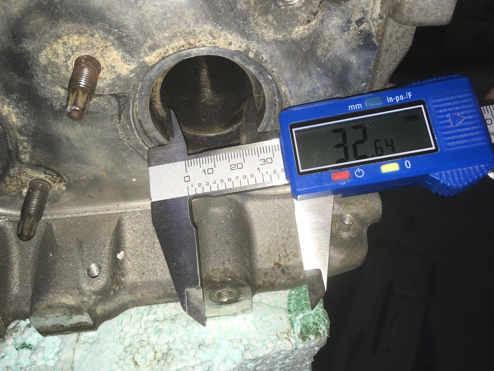 Intake port opening measurement